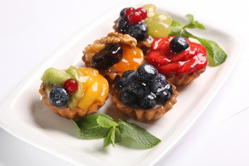 tartlets with fruit