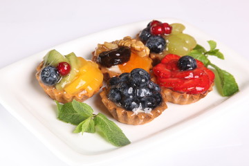 tartlets with fruit