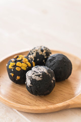 Charcoal potato ball