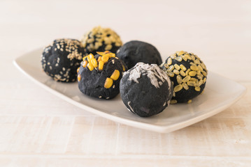 Charcoal potato ball