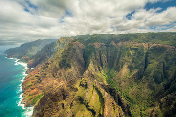 Breathtaking Napali Coast - Hawaii © life.is.a.worldtrip