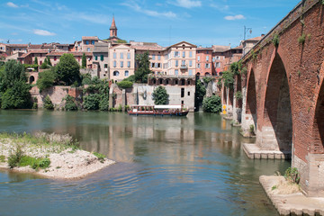 Ville d'Albi et le tarn
