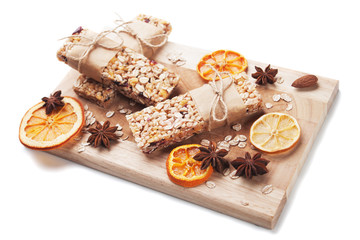 Granola bars with dried fruit