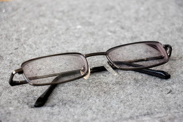 Men's glasses in the thin rim 2