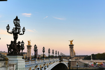 Fototapeta na wymiar Alexander III Bridge