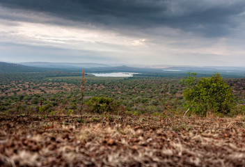 Mburo, 2 lacs