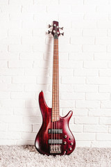 Obraz na płótnie Canvas Rosewood bass electric guitar