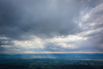 Sun rays over the Shenandoah Valley seen from Skyline Drive, in