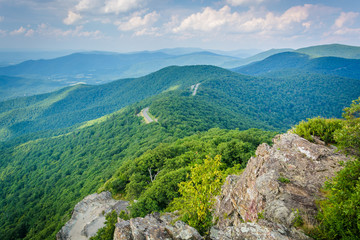 View of the Blue Ridge Mountains from Little Stony Man Cliffs, i
