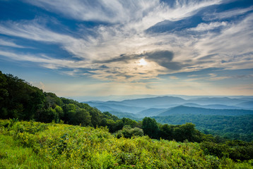 Fototapeta premium View of the Blue Ridge Mountains from Skyline Drive, in Shenando