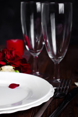 Romantic candle light Valentine Table Setting