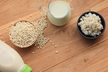 soymilk and barley seed