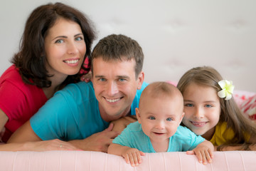 Obraz premium Happy family at home