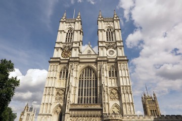 Fototapeta na wymiar Westminster Abbey, London, west face on a sunny day