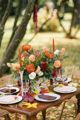 Table with a beautiful bouquet.