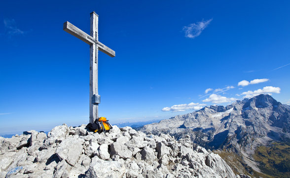 Das Gipfelkreuz der Gr. Bischofsmütze
