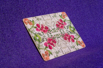kwiecisty wzór na podstawce Decoupage, DIY