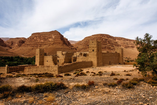Marokko - Kasbah auf der Fahrt von Midelt nach Erfoud