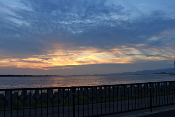 大阪湾の夕暮れ