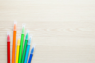 Colored felt-tip pens on table