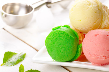 Ice cream cones and scoop