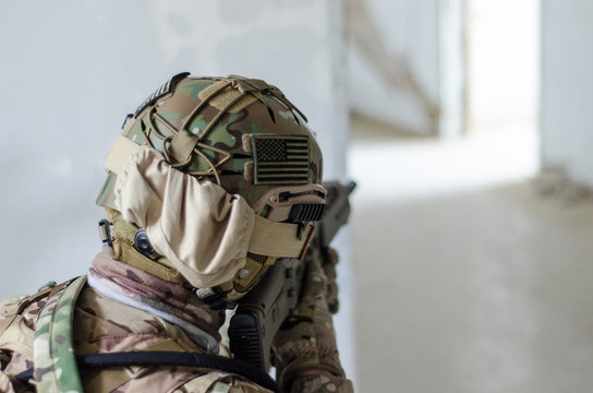 Soldier helmet usa flag patch aim target