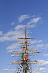 mast of tall ship