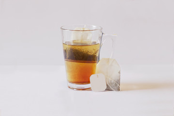 Teeglas mit Teebeutel zum beschriften