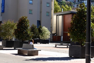 Obraz premium Woman in a city street