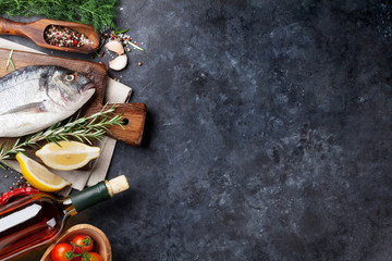 Obraz na płótnie Canvas Raw fish cooking ingredients