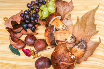 porcini chestnuts and grapes