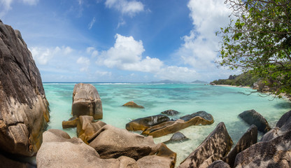 Fototapeta na wymiar Beautiful Seychelles panorama
