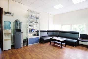 Interior of a visitor room in an auto service