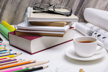 Fototapeta premium Messy desktop close up