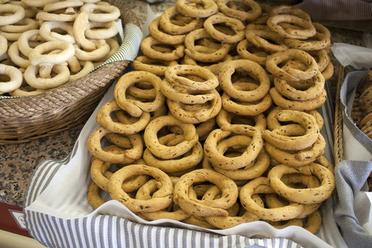 tarallucci