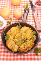 roast potato with herb