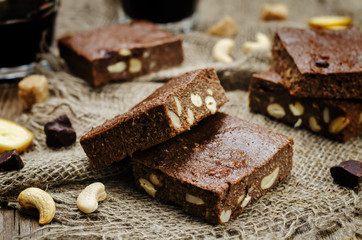 Chocolate banana cashew butter bars