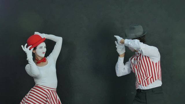 Young mimes photographed