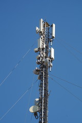 Sector antennas mobile communications and antenna relay link.