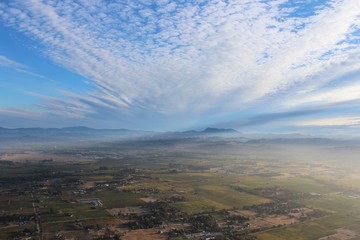 Fototapeta premium Sonoma and Napa Valley at sunrise from a hot air balloon