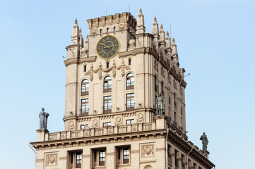 Fototapeta na wymiar Top of old soviet building in Minsk