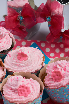 pink cup cakes for birthday