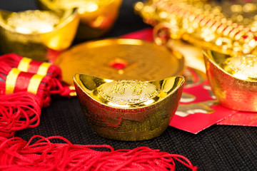 Fototapeta na wymiar chinese gold ingot