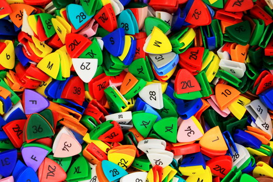Colorful plastic size maker, coloured plastic tags hook hangers,plastic tag hanger in department store