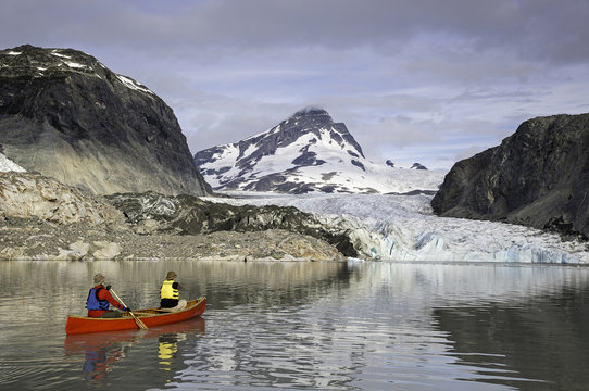Canoeing, Jacobson glacier, Coast Mountains, British Columbia, Canada