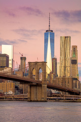Obrazy na Szkle  Poranne kolory słynnych zabytków Nowego Jorku, NYC, USA