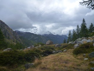Fototapeta premium romantic alpine landscape in the autumn