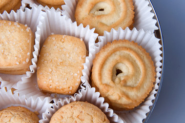 cookies in a round tin box