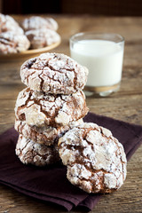 Chocolate crinkle cookies
