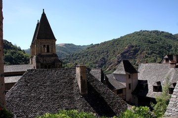 Conques, village médiéval en aveyron